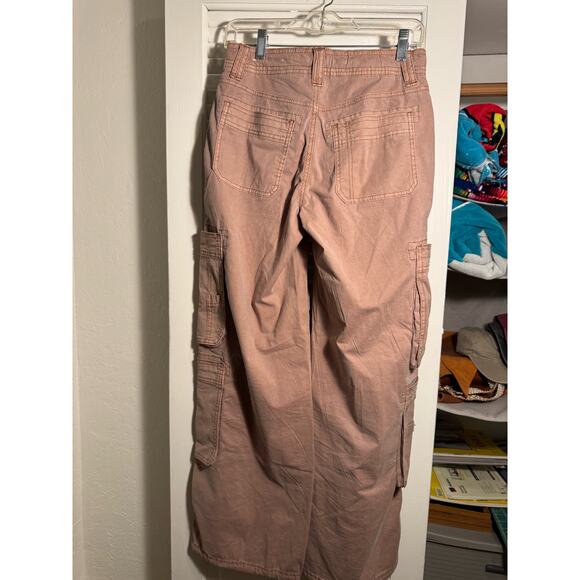 NWT AE HIGH-WAISTED CONVERTIBLE BAGGY CARGO JOGGER size 000 - Picture 9 of 16